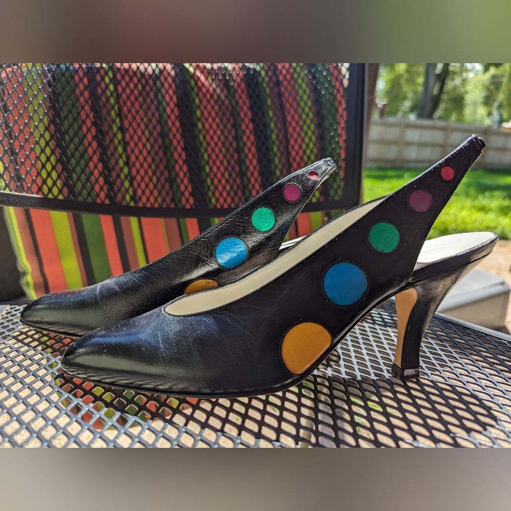 Liz Claiborne, color block and black, slingback, mid heel,